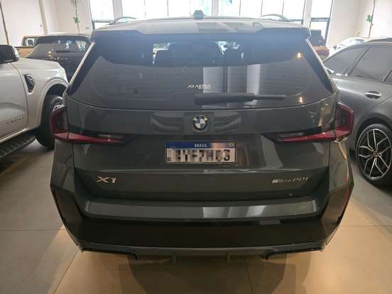 BMW-X1-2.0 16V TURBO GASOLINA SDRIVE20I M SPORT STEPTRONIC BMW-X1-2023