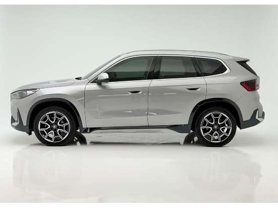 BMW-X1-2024