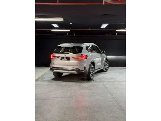 BMW-X1-2024