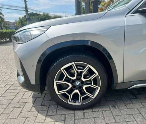 BMW-X1-2.0 16V TURBO GASOLINA SDRIVE20I X-LINE STEPTRONIC BMW-X1-2024