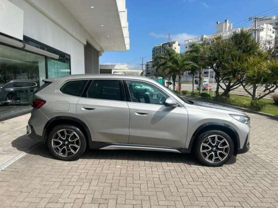 BMW-X1-2.0 16V TURBO GASOLINA SDRIVE20I X-LINE STEPTRONIC BMW-X1-2024