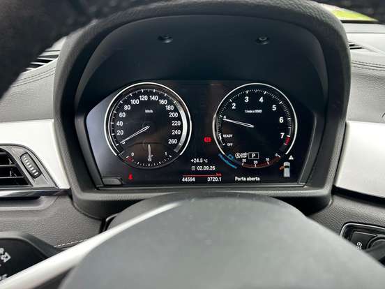 BMW-X2-2021