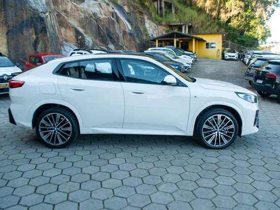 BMW-X2-2.0 TURBO GASOLINA XDRIVE20I M SPORT STEPTRONIC BMW-X2-2024