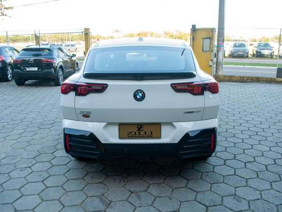 BMW-X2-2.0 TURBO GASOLINA XDRIVE20I M SPORT STEPTRONIC BMW-X2-2024