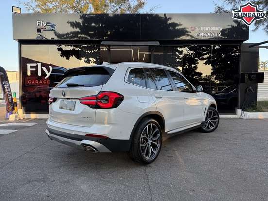 BMW-X3-2.0 16V HÍBRIDO X LINE XDRIVE30E STEPTRONIC BMW-X3-2022