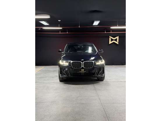 BMW-X4-2023