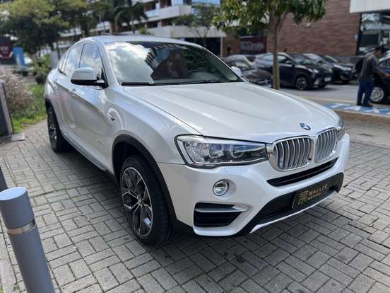 BMW-X4-2.0 28I X LINE 4X4 16V TURBO GASOLINA 4P AUTOMÁTICO BMW-X4-2018