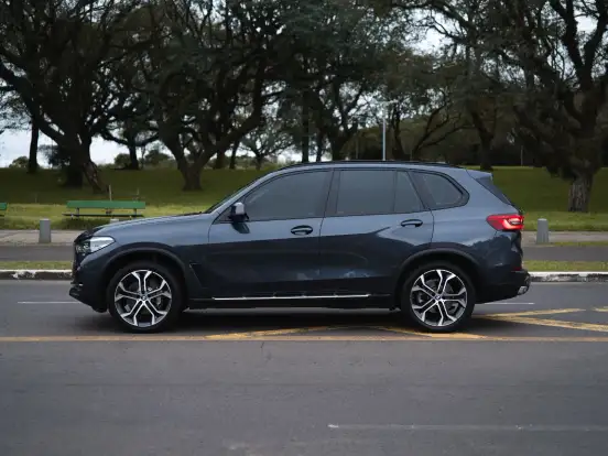BMW-X5-3.0 4X4 30D I6 TURBO DIESEL 4P AUTOMÁTICO BMW-X5-2019