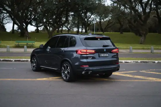 BMW-X5-2019