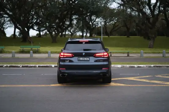 BMW-X5-2019