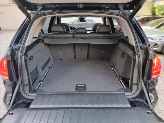 BMW-X5-2018