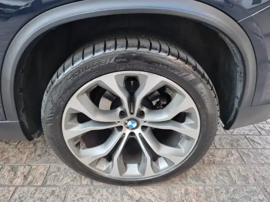 BMW-X5-2018