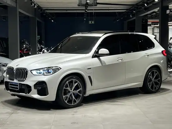 BMW-X5-3.0 I6 TURBO HÍBRIDO XDRIVE45E M SPORT AUTOMÁTICO BMW-X5-2022