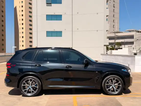 BMW-X5-2023