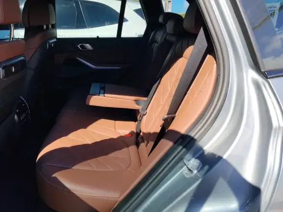BMW-X5-2025