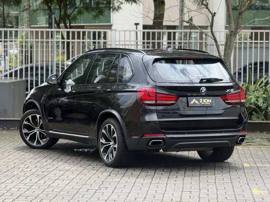 BMW-X5-3.0 4X4 30D I6 TURBO DIESEL 4P AUTOMÁTICO BMW-X5-2018