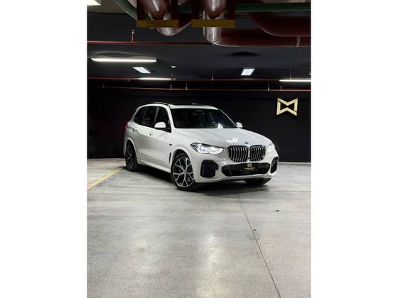 BMW X5 3.0 I6 TURBO HÍBRIDO XDRIVE45E M SPORT AUTOMÁTICO