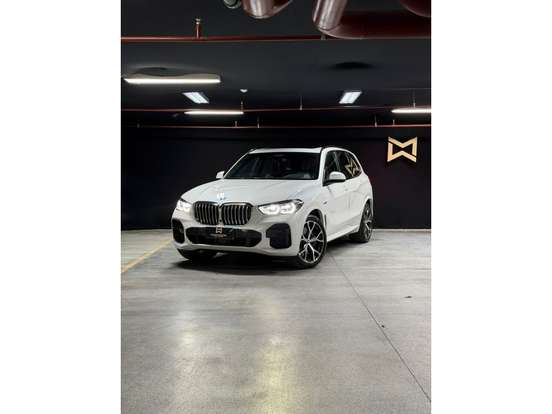 BMW-X5-2022