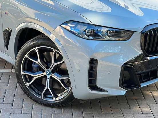 BMW-X5-2025