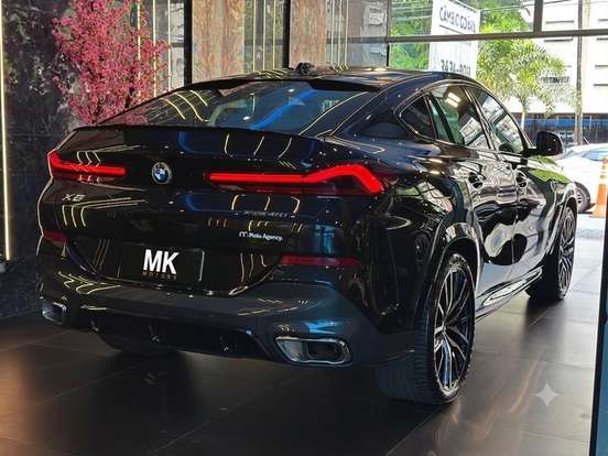 BMW-X6-3.0 TWINPOWER GASOLINA XDRIVE40I M SPORT AUTOMÁTICO BMW-X6-2024