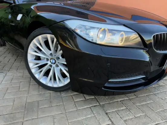 BMW-Z4-2010