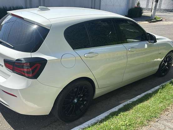 BMW-120i-2.0 16V SPORT ACTIVEFLEX 4P AUTOMÁTICO BMW-120i-2015