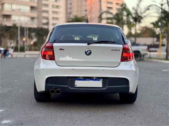 BMW-130i-3.0 SPORT HATCH 24V GASOLINA 4P AUTOMÁTICO BMW-130i-2011