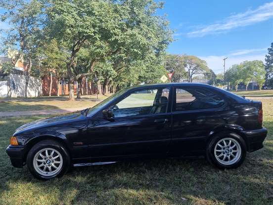 BMW-318i-1.8 COMPACT 16V GASOLINA 2P AUTOMÁTICO BMW-318i-1994