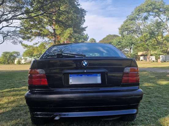 BMW-318i-1.8 COMPACT 16V GASOLINA 2P AUTOMÁTICO BMW-318i-1994