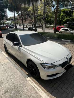 BMW-320i-2015