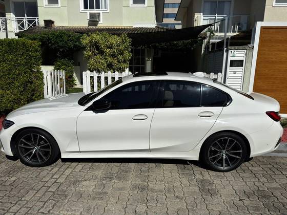 BMW 320i 2.0 16V TURBO GASOLINA SPORT GP AUTOMÁTICO