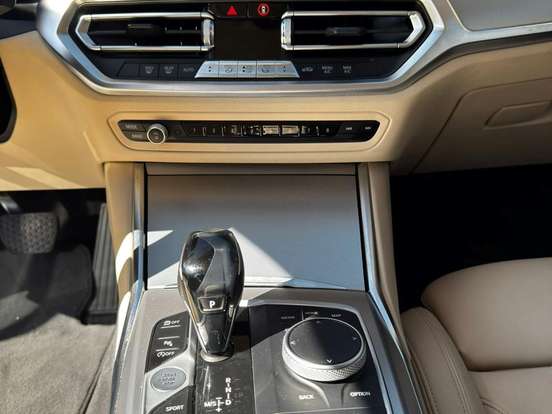 BMW-320i-2.0 16V TURBO GASOLINA SPORT GP AUTOMÁTICO BMW-320i-2021