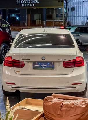 BMW-320i-2017