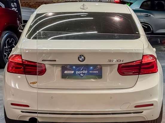 BMW-320i-2.0 SPORT 16V TURBO ACTIVE FLEX 4P AUTOMÁTICO BMW-320i-2017