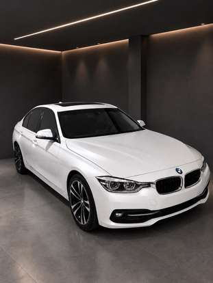 BMW-320i-2015