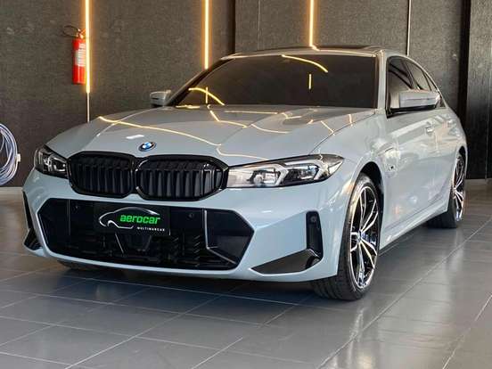 BMW-330e-2022