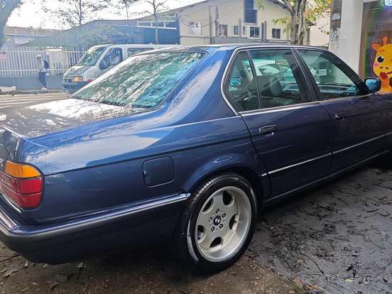 BMW-735iL-3.5 24V GASOLINA 4P AUTOMÁTICO BMW-735iL-1987