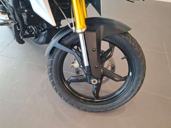 BMW-G 310 GS-2024