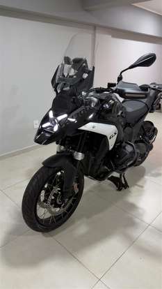 BMW-R 1300 GS TRIPLE BLACK BMW-R 1300 GS TRIPLE BLACK-2024