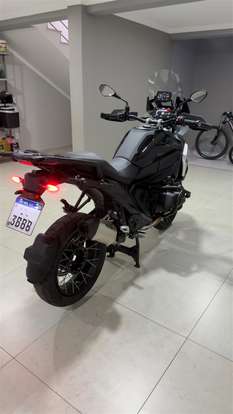 BMW-R 1300 GS TRIPLE BLACK BMW-R 1300 GS TRIPLE BLACK-2024