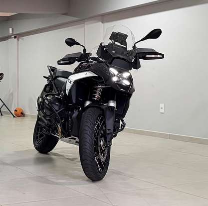 BMW-R 1300 GS TRIPLE BLACK BMW-R 1300 GS TRIPLE BLACK-2024