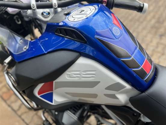 BMW-R 1250 GS ADVENTURE PREMIUM BMW-R 1250 GS ADVENTURE PREMIUM-2019