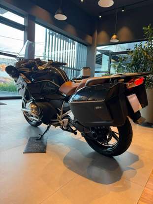 BMW-R 1250 RT TRIPLE BLACK-2023