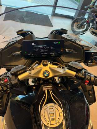 BMW-R 1250 RT TRIPLE BLACK-2023