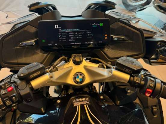 BMW-R 1250 RT TRIPLE BLACK BMW-R 1250 RT TRIPLE BLACK-2023