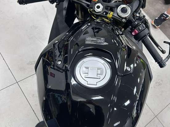 BMW-S 1000 RR BMW-S 1000 RR-2021