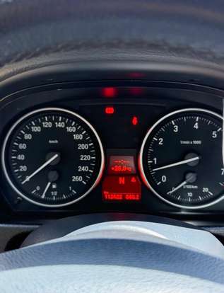 BMW-X1-2010