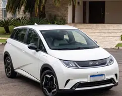 BYD DOLPHIN 44,9 KW ELÉTRICO BYD DOLPHIN 44,9 KW ELÉTRICO