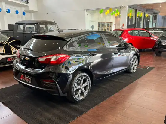 CHEVROLET-CRUZE-2017