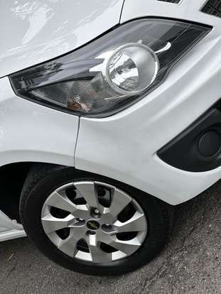 CHEVROLET-MONTANA-2013